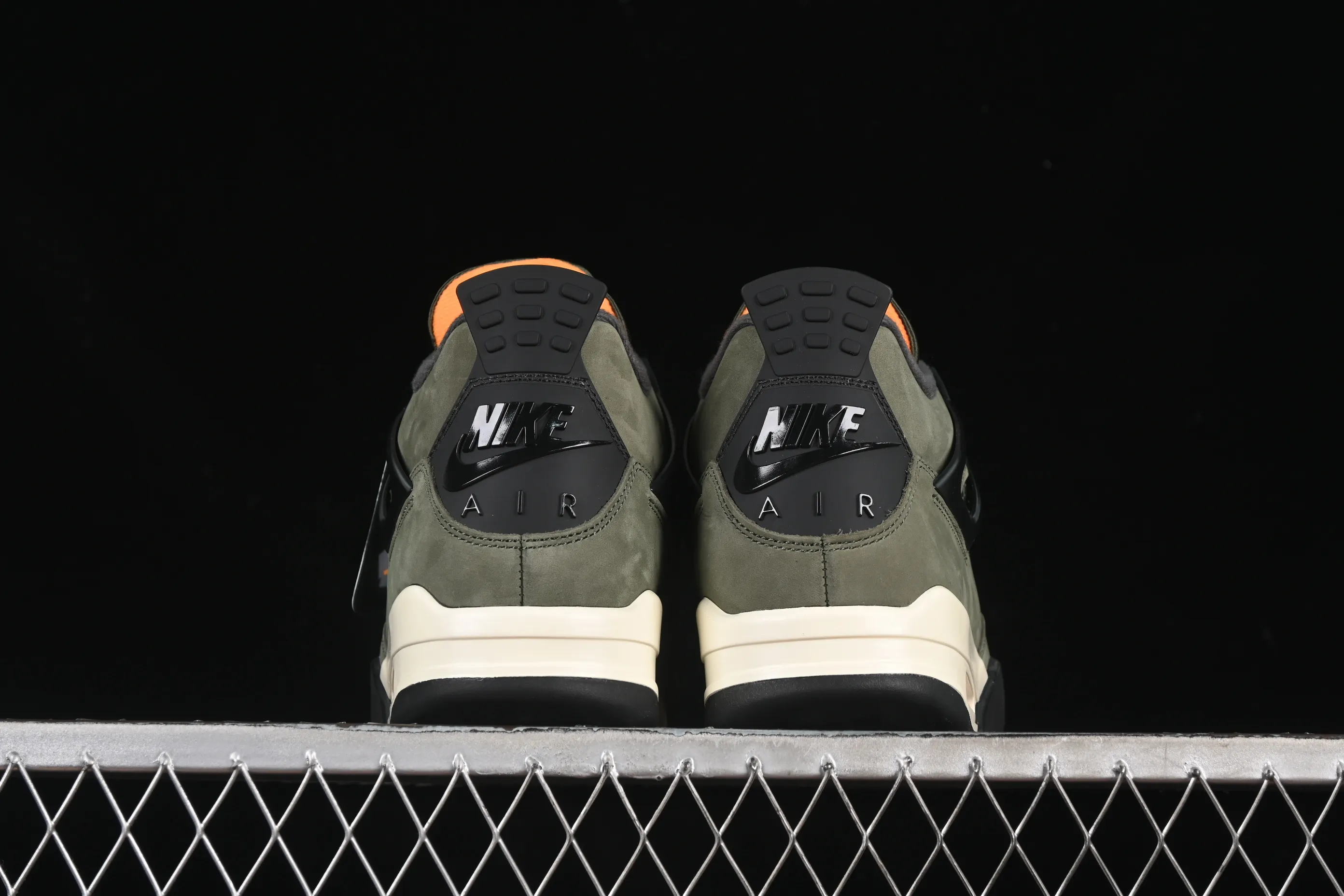 All categories Air Jordan Jordan series basketball shoes Air Jordan 4 LJR version Undefeated x Air Jordan 4 OG AJ4 Joe 4 olive green suede IB1519-200